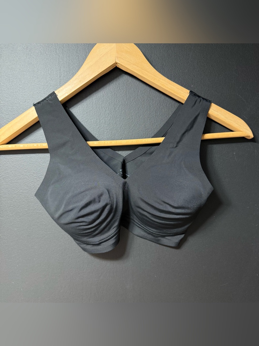 True Body Lift V-Neck Bra